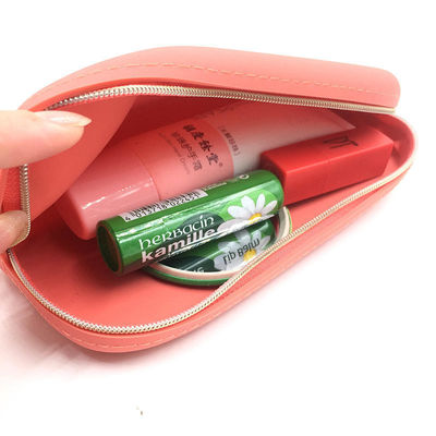 Customized Logo Acceptable Cosmetic Storage Bag 2024 Hot Silicone Makeup Bag for Women