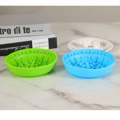 Dogs in Shower Pet Bowls Feeders Paws Lick Pad Silicone Mat for Dogs Cats 109G