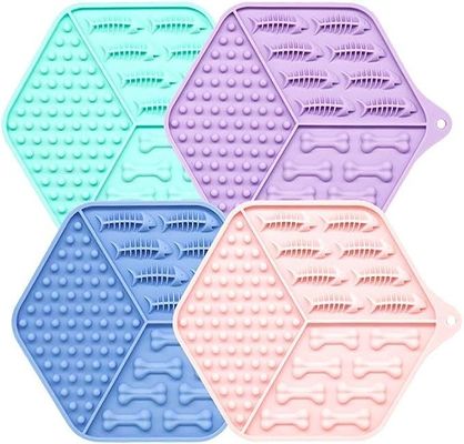 Item Type Pet Slow Feeder Mat Customized Licking Pad for Dogs and Cats Silicone Mat