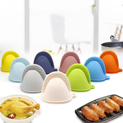Custom Logo Silicone Oven Mitts and Hot Pads Set for Safe Handling of Hot Dishes