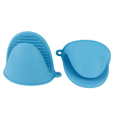 Custom Logo Silicone Oven Mitts and Hot Pads Set for Safe Handling of Hot Dishes