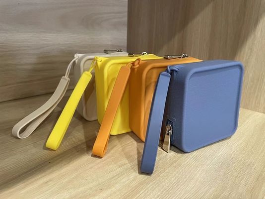 Customized Jewelry Storage Box 100% Food Grade Silicone Makeup Bag for Girls' Bags