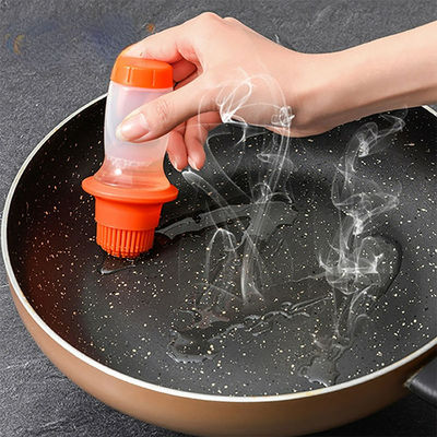 Convenient Tools Silicone Bottle and Oil Brush for Cooking Needs