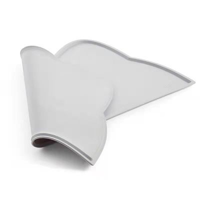 Non Slip Silicone Waterproof Pet Feeding Mats for Dogs and Cats Customizable Color
