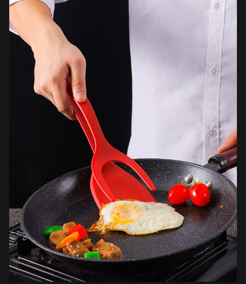 Convenient 2-in-1 Food Clip for Egg Scooping and Steak Flipping in Sustainable Cooking